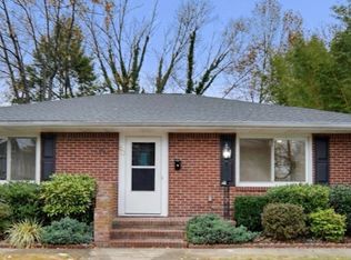 60 Poplar Ave, Hackensack, NJ 07601