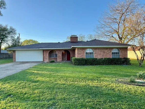 328 E Johnson St, Hewitt, TX 76643