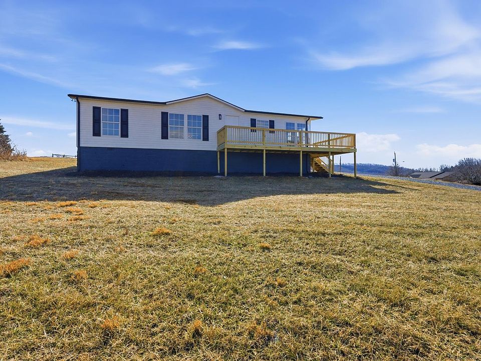 1st image of 55 Chestnut Meadows Dr