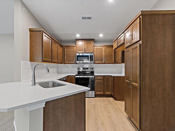 02-Kitchen