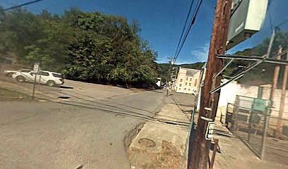 2nd image of 419 Peter St