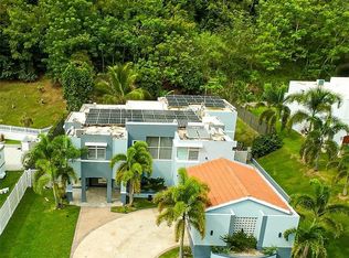 182 Calle Nogales, Caguas, PR 00725