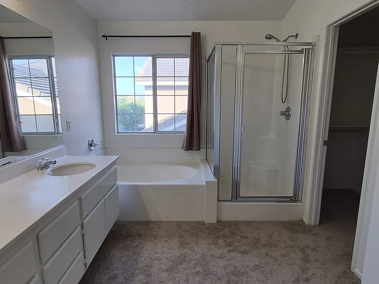 15577 Lanyard Ln — Photo 11