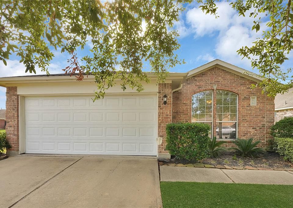 1st image of 2914 Gladespring Ln