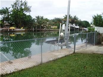 4th image of 1715 Calais Dr