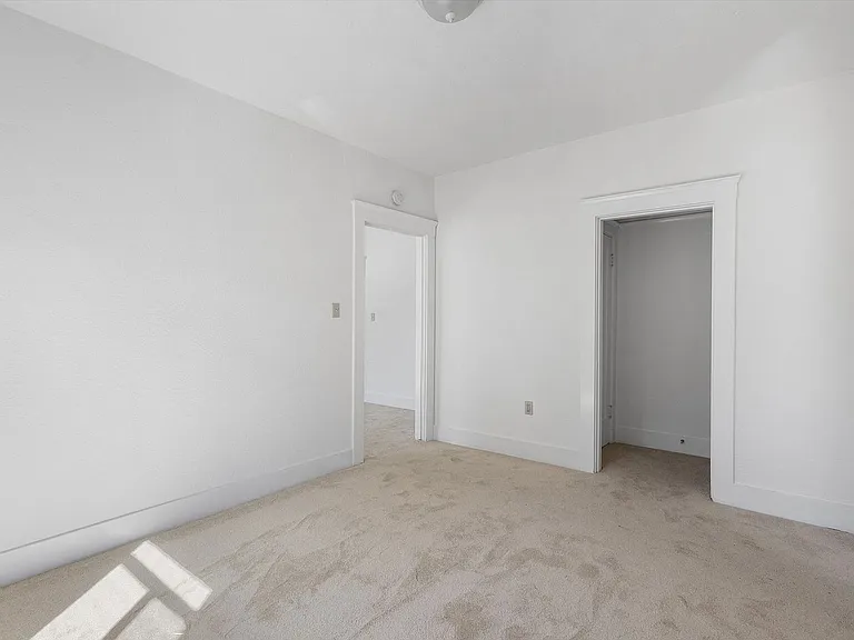 2312 San Antonio Ave - 1 bedroom | 1 bath — Photo 8