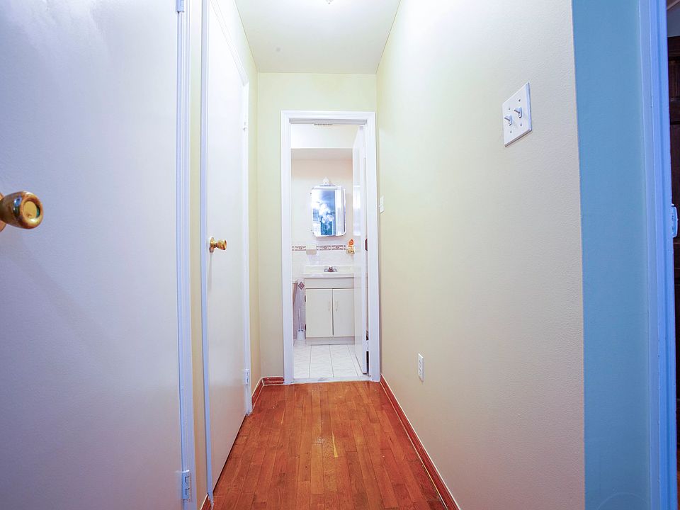1st image of 60-12 170th St