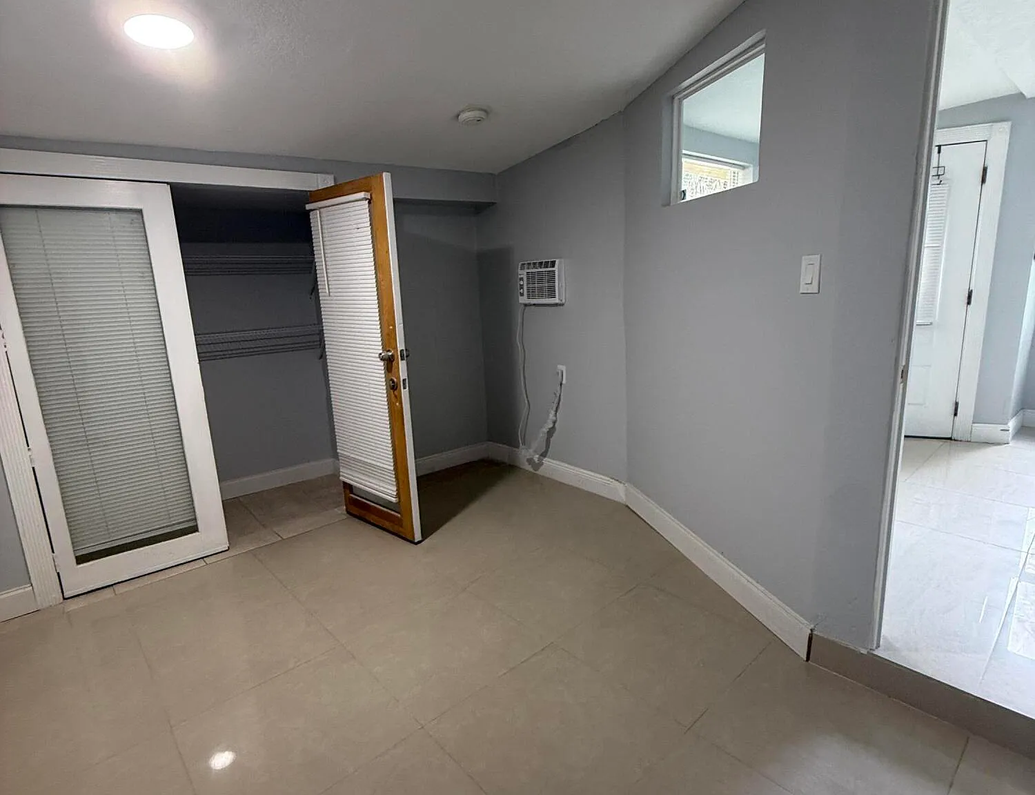 2 bed, 1.0 bath, 818 sqft, $2,300 — Photo 4