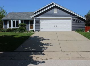 1619 Haymarket Rd, Waukesha, WI 53189