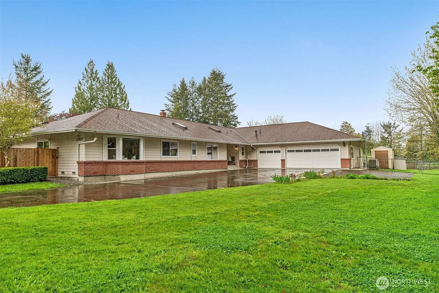 32850 SE 47 Place photo 1