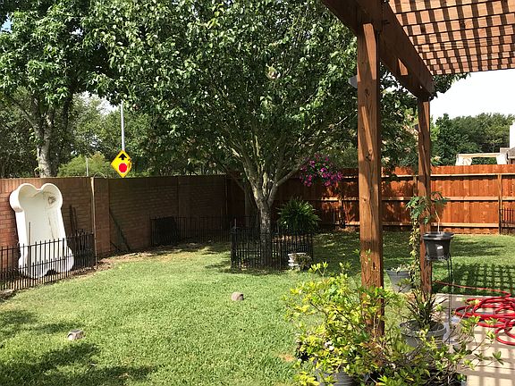 3rd image of 11318 Windy Dawn Dr