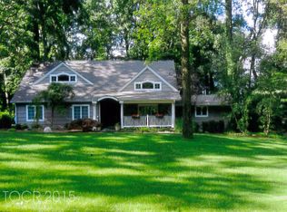 48 Echo Ridge Rd, Upper Saddle River, NJ 07458