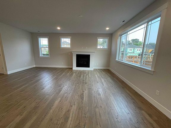 Living & Dining Room