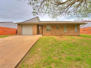 1707 Pecan Grove St, Tecumseh, OK 74873
