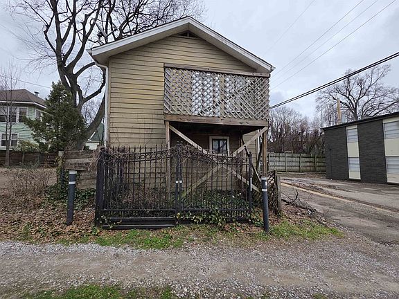 4th image of 1235 Vinton Ave