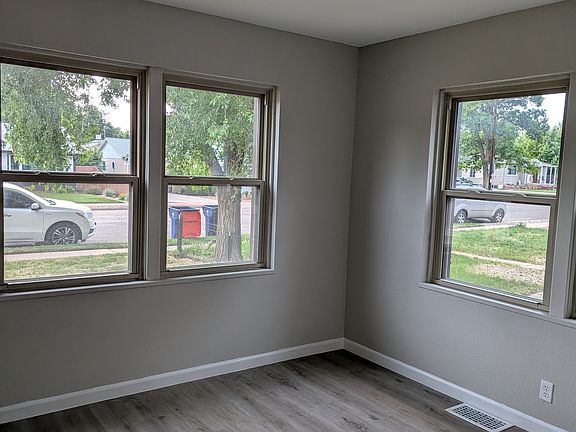4th image of 4886 S Logan St #1