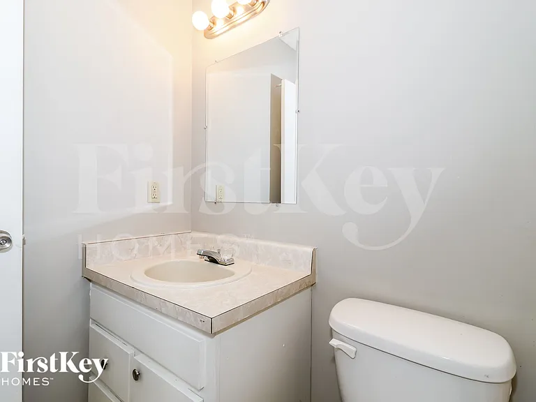 5728 Ballenmoor Dr — Photo 9