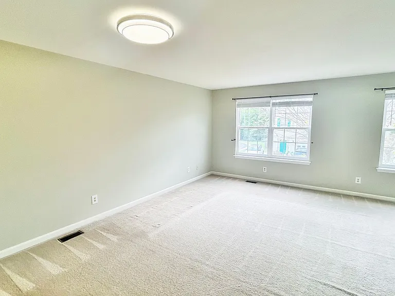 11318 Wytheville Ln — Photo 11