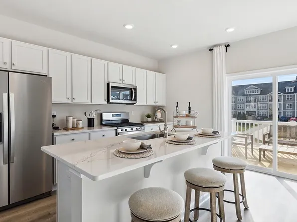 220 Macoun Way, Glassboro, NJ 08028