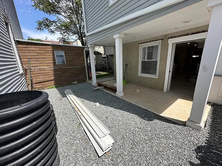 4103 Palisade Ave #2 — Photo 10