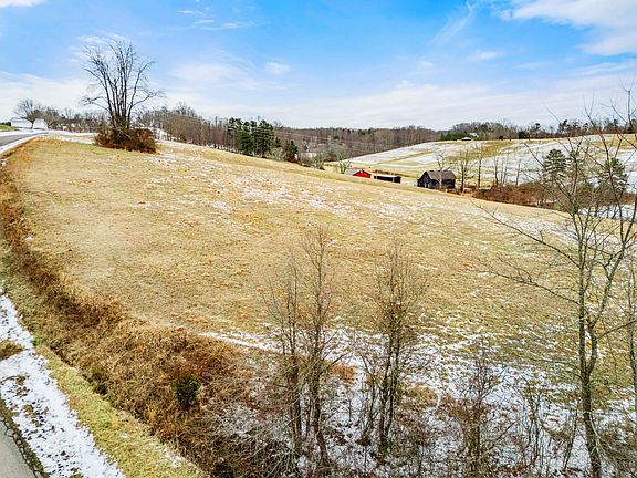 3rd image of 9999 Anna Moore Rd