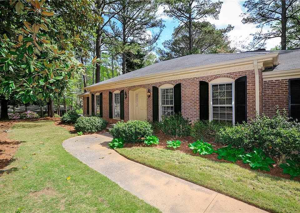 1st image of 1803 Breckenridge Dr