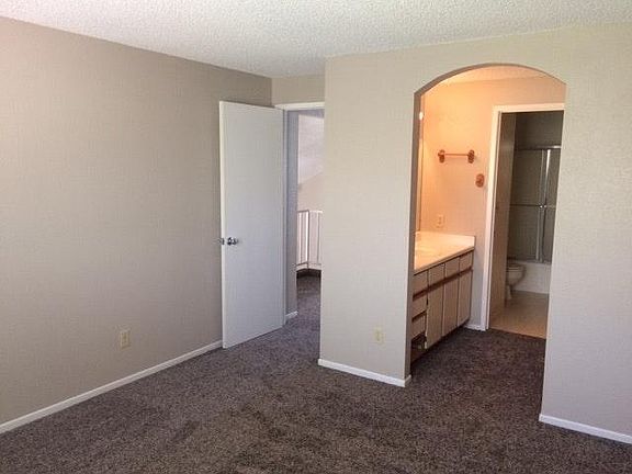 5th image of 3150 Myles Dr