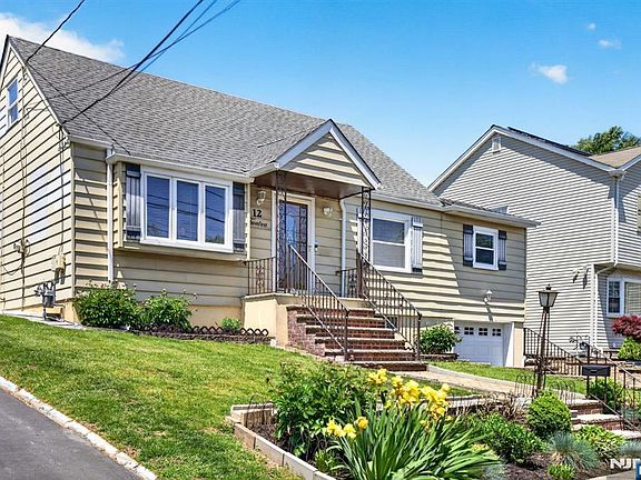 3rd image of 12 Stony Hill Rd