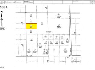 215th St E #12, Palmdale, CA 93591