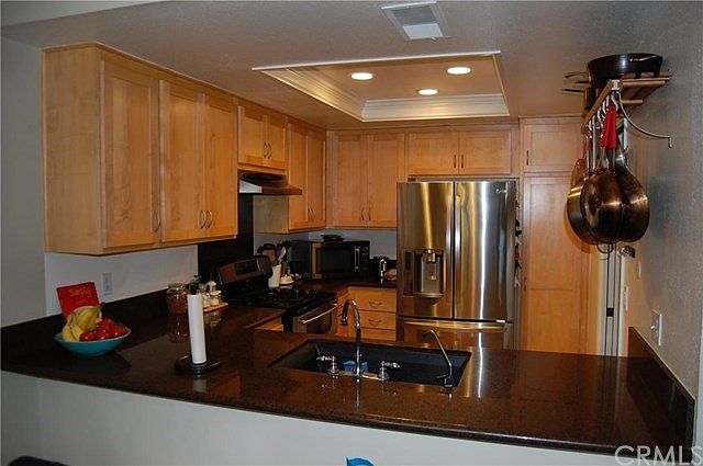 Kitchen with lots of counter space