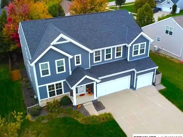 8920 N 158th St, Bennington, NE 68007