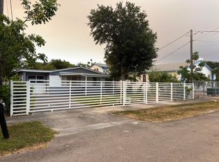 5421 SW 24th Street, West Park, FL 33023