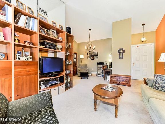3rd image of 15301 Pine Orchard Dr #86-3J