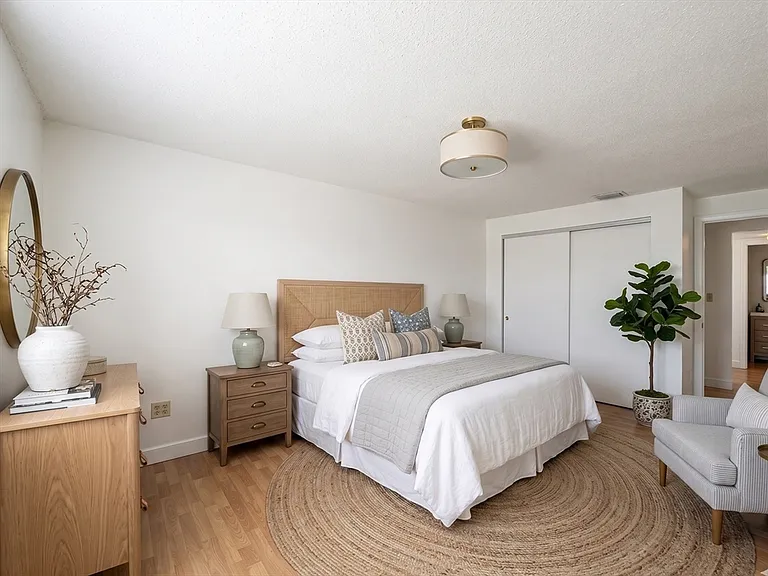 15 Bower Rd #F4 — Photo 8