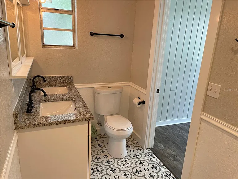1517 E Ellicott St — Photo 26