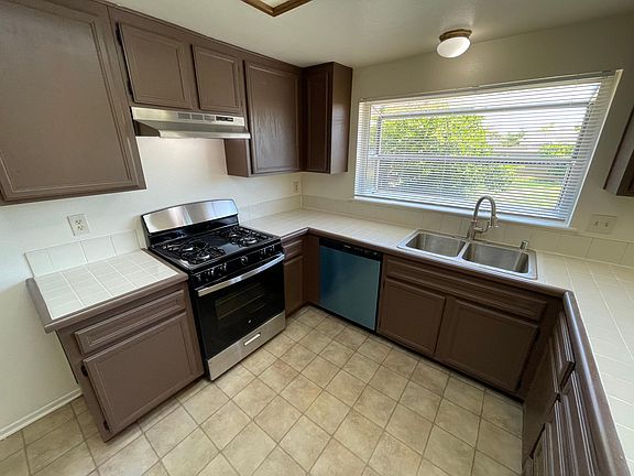 3rd image of 12640 Valley Meadows Dr #1