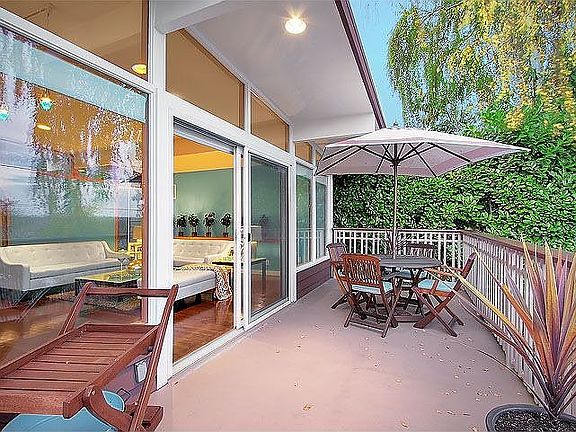 Deck off Living Room