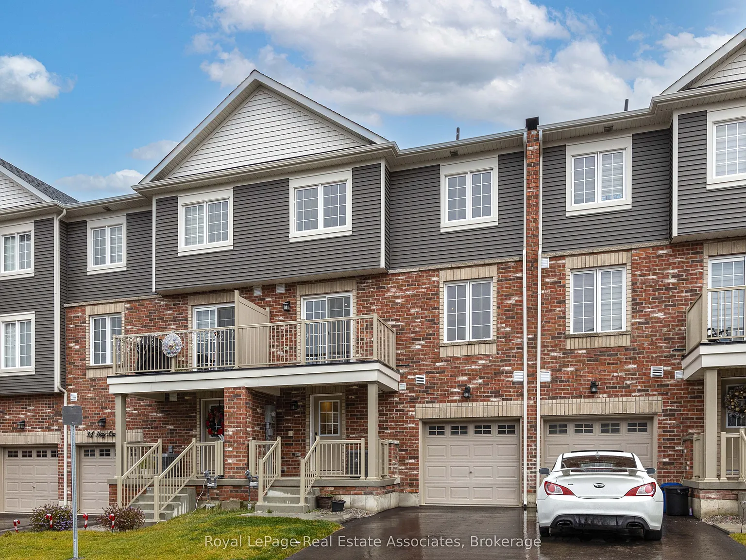 2 bed, $2,550 — Photo 2
