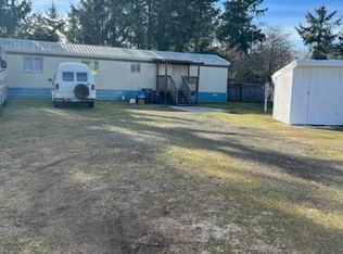 733 Park Ave NE, Ocean Shores, WA