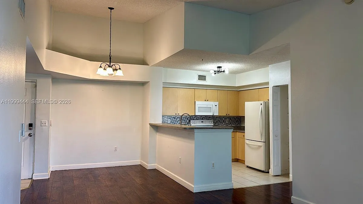 Building Photo - 2201 W Preserve Way #306