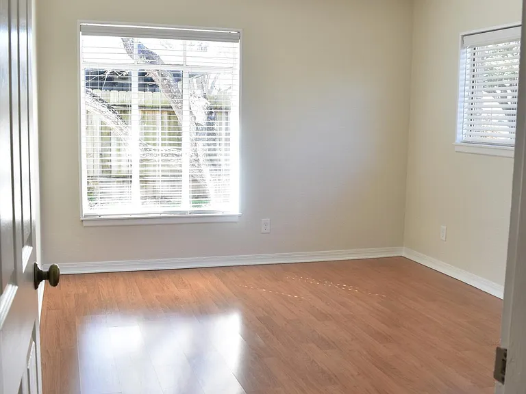 856 Chevy Chase Dr #856 — Photo 5