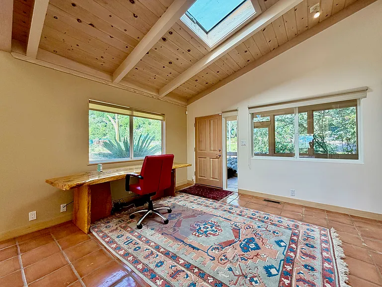 321 Dutch Henry Canyon Rd — Photo 10