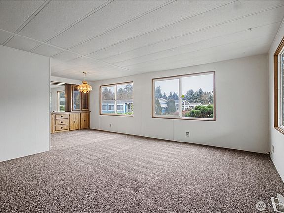 5th image of 1507 Alonda Lane NE