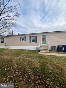 1302 Gibson Rd Trailer 135, Bensalem, PA, 19020