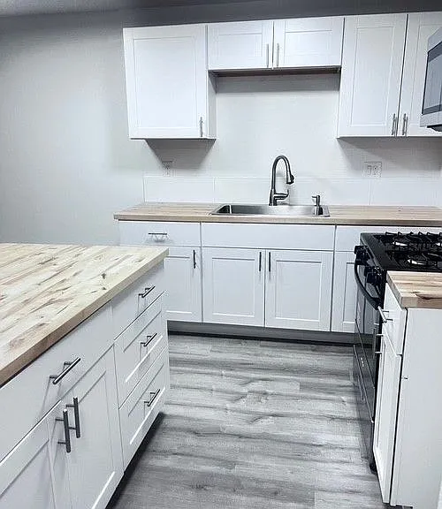 1327 W Civic Center Dr — Photo 4
