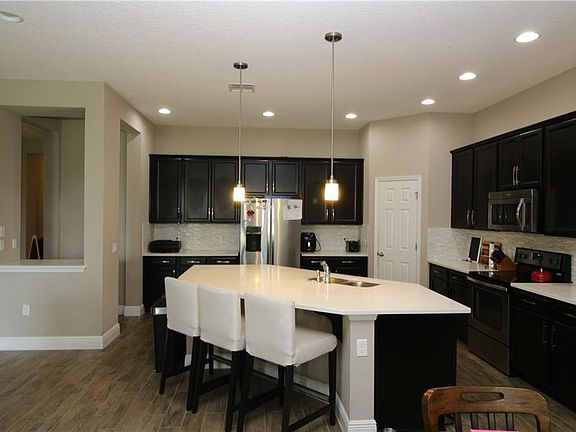 5th image of 9249 Holliston Creek Pl