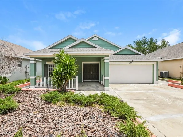 1221 Longville Cir, Tavares, FL 32778