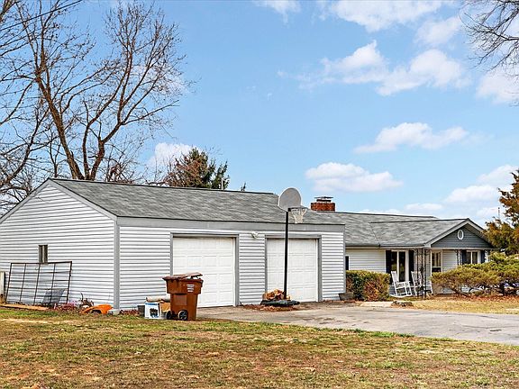 4th image of 211 Reno Hollow Road