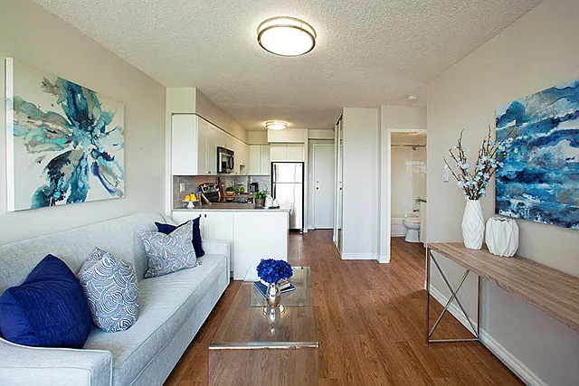 Regency Place Apartments — Photo 4