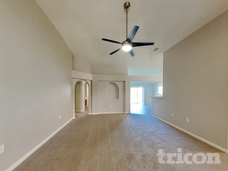 10399 Song Sparrow Ln — Photo 2